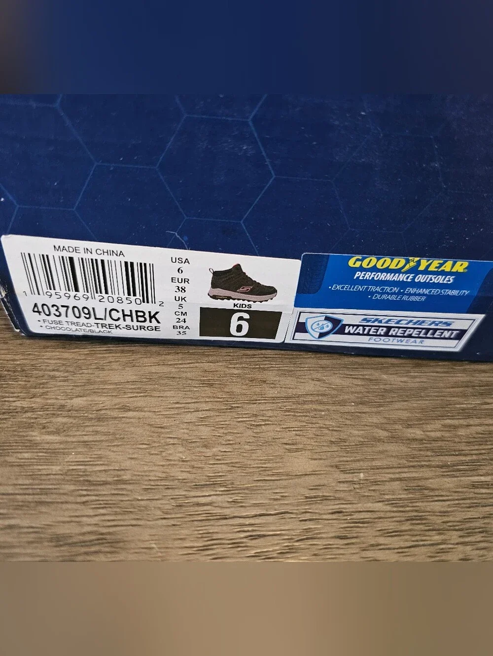Boys Trail Boots Size 6